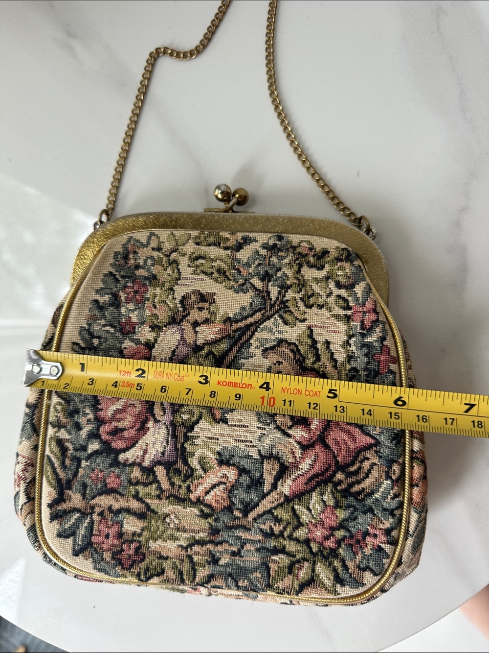 Vintage Tapestry Chain Handbag Clutch in Pink and Cream Kiss Lock Gold Wedding - Picture 7 of 8